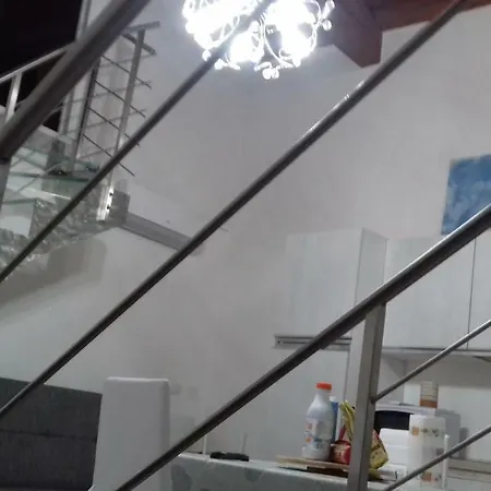Santuanni Nyaraló *